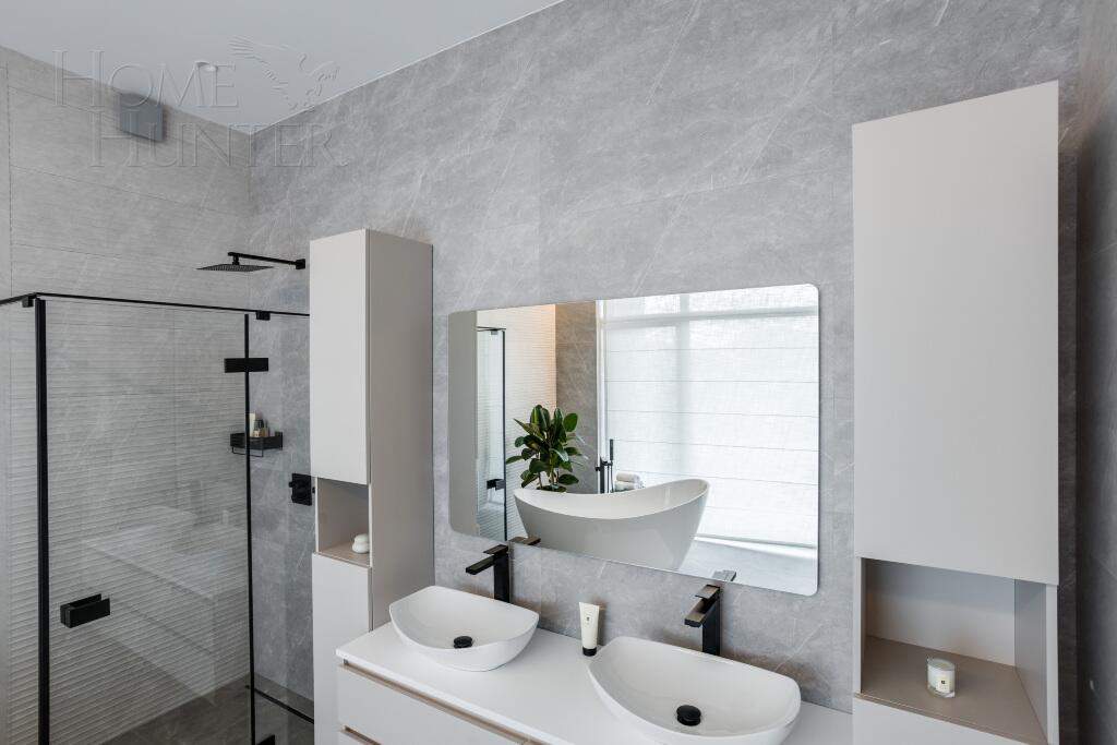 2-этажный коттедж 302 м² с отделкой