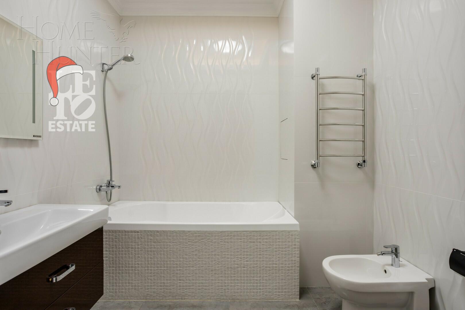 2-этажный таунхаус 440 м² с отделкой