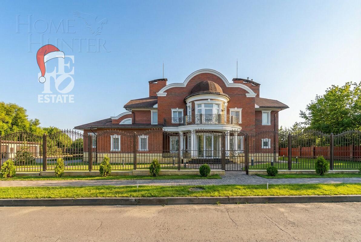 2-этажный коттедж 1 110 м² с отделкой