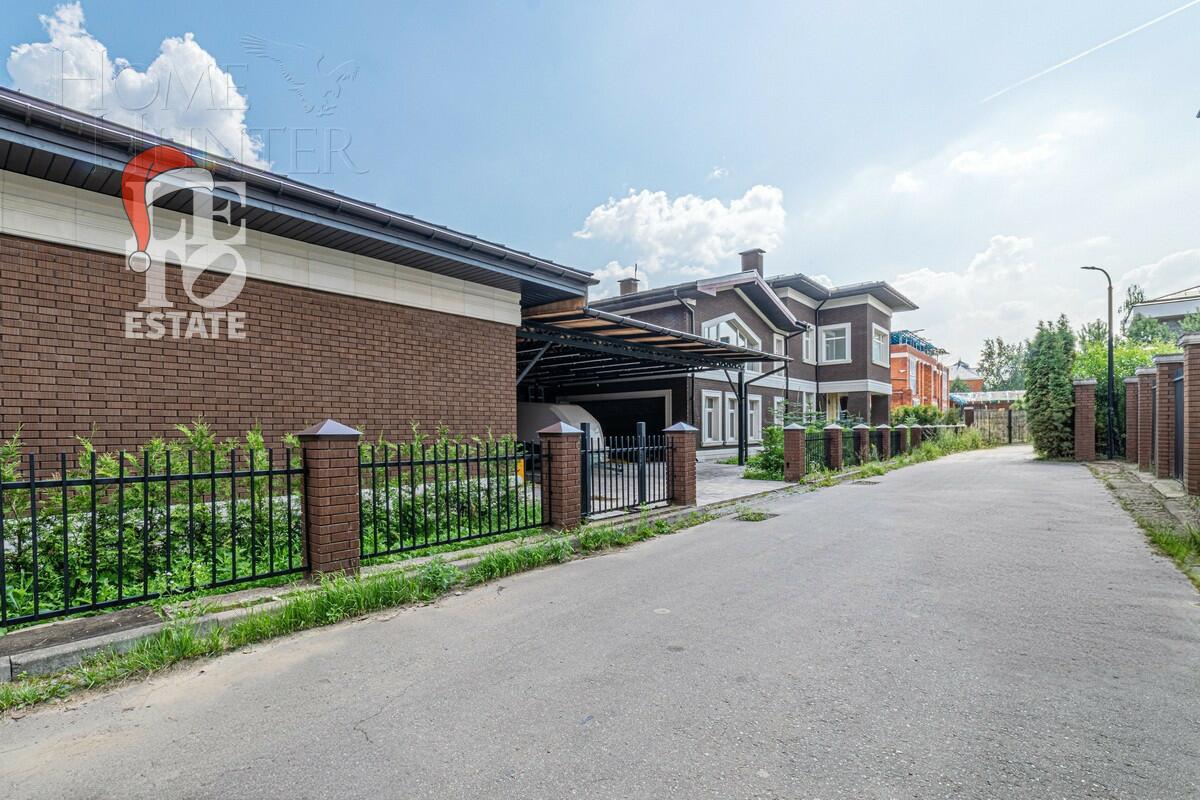 2-этажный коттедж 750 м² без отделки