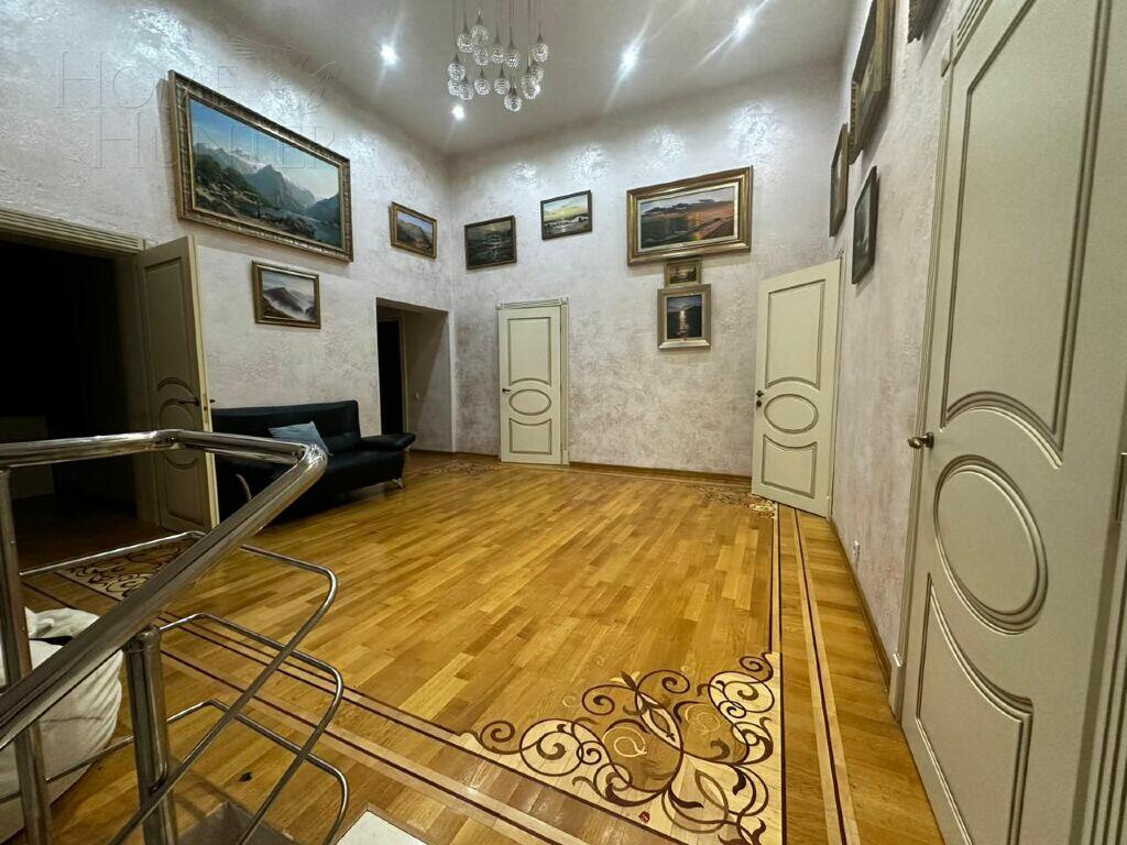 2-этажный коттедж 800 м² с отделкой