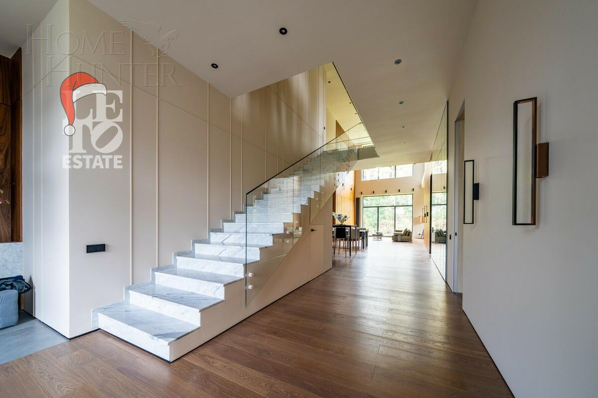 2-этажный коттедж 622 м² с отделкой