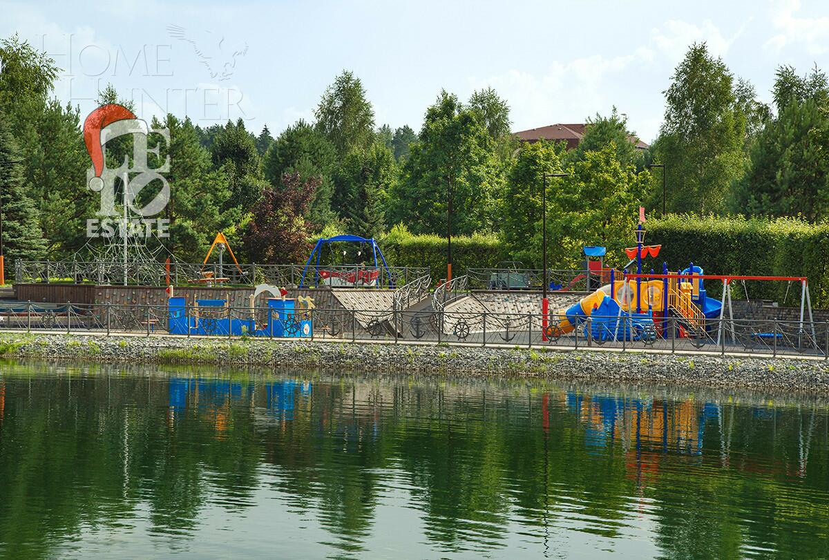 2-этажный коттедж 720 м² с отделкой