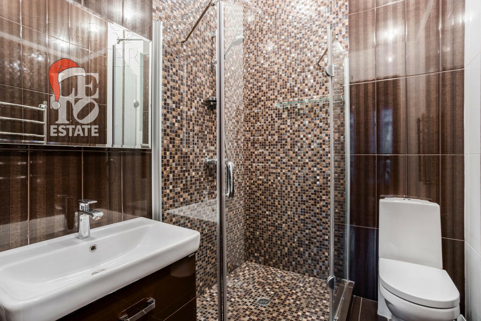 2-этажный таунхаус 440 м² с отделкой