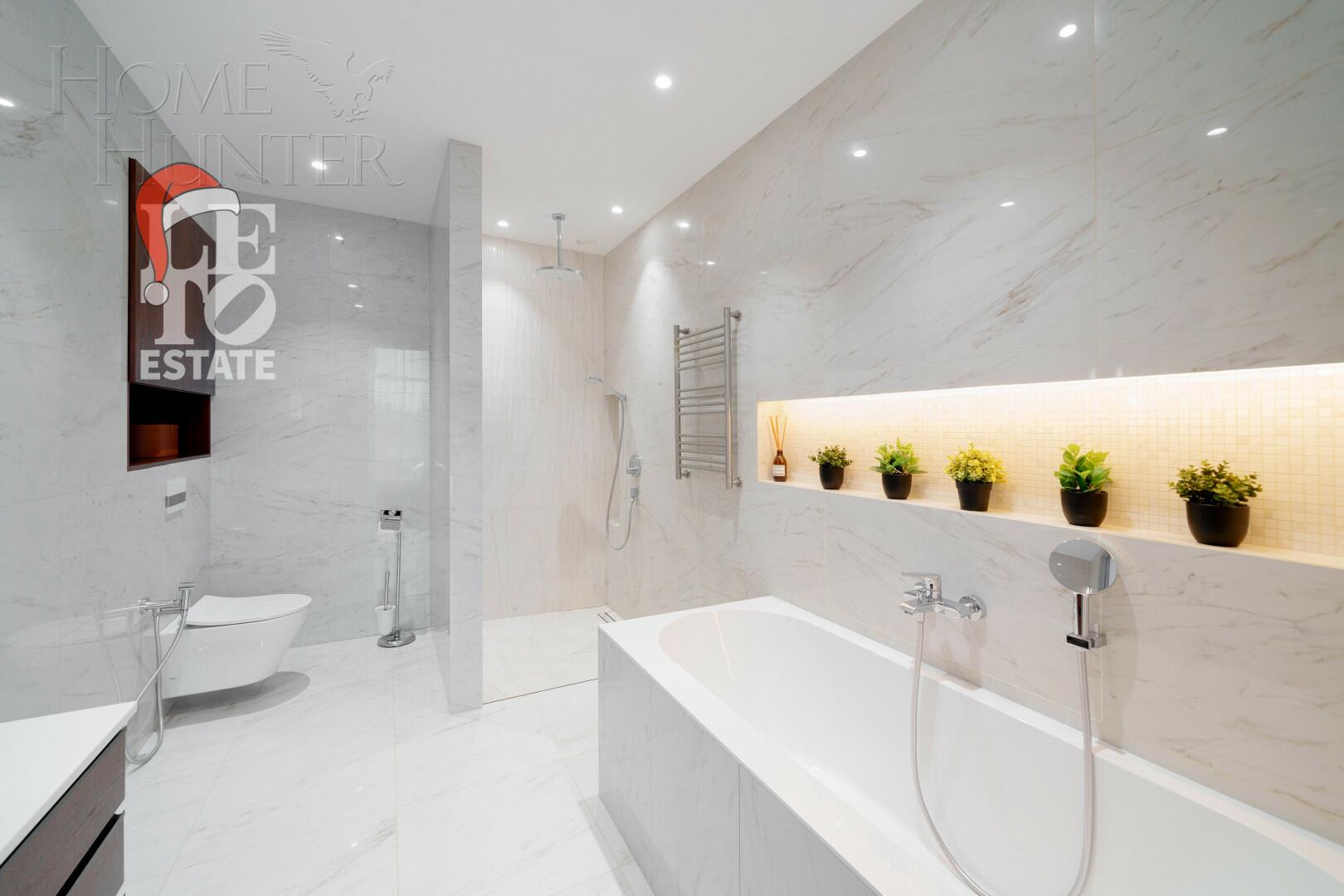 4-этажный таунхаус 278 м² с отделкой