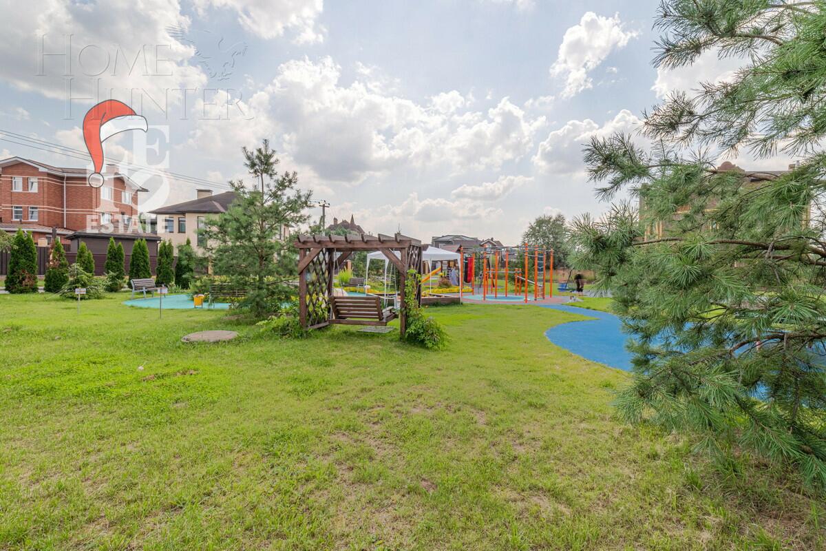 2-этажный коттедж 320 м² с отделкой