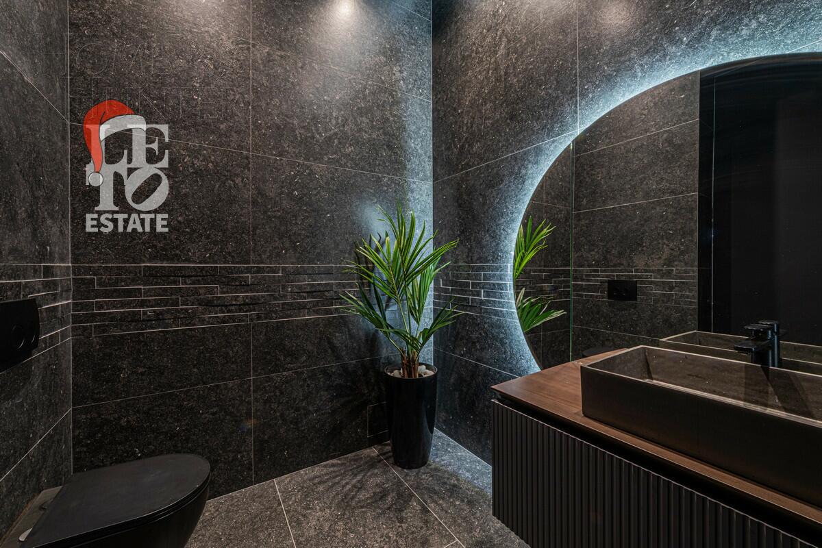 2-этажный коттедж 720 м² с отделкой