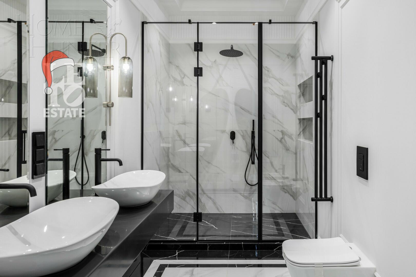 2-этажный коттедж 240 м² с отделкой