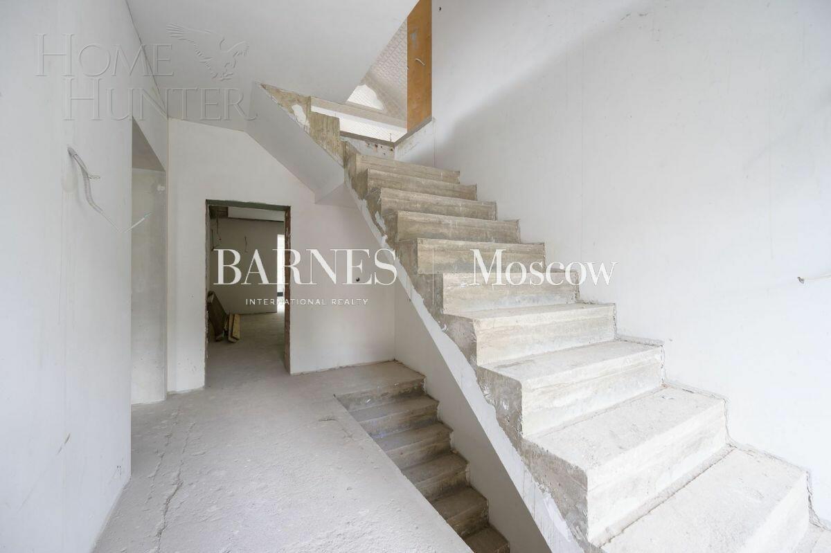 3-этажный коттедж 501.7 м² без отделки