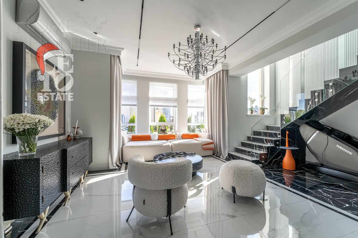 2-этажный коттедж 278 м² с отделкой