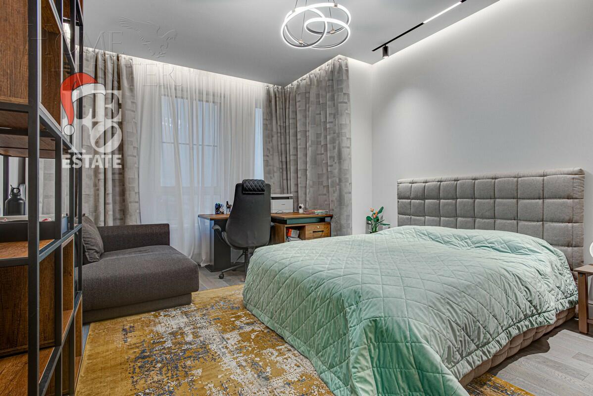 2-этажный коттедж 275 м² с отделкой