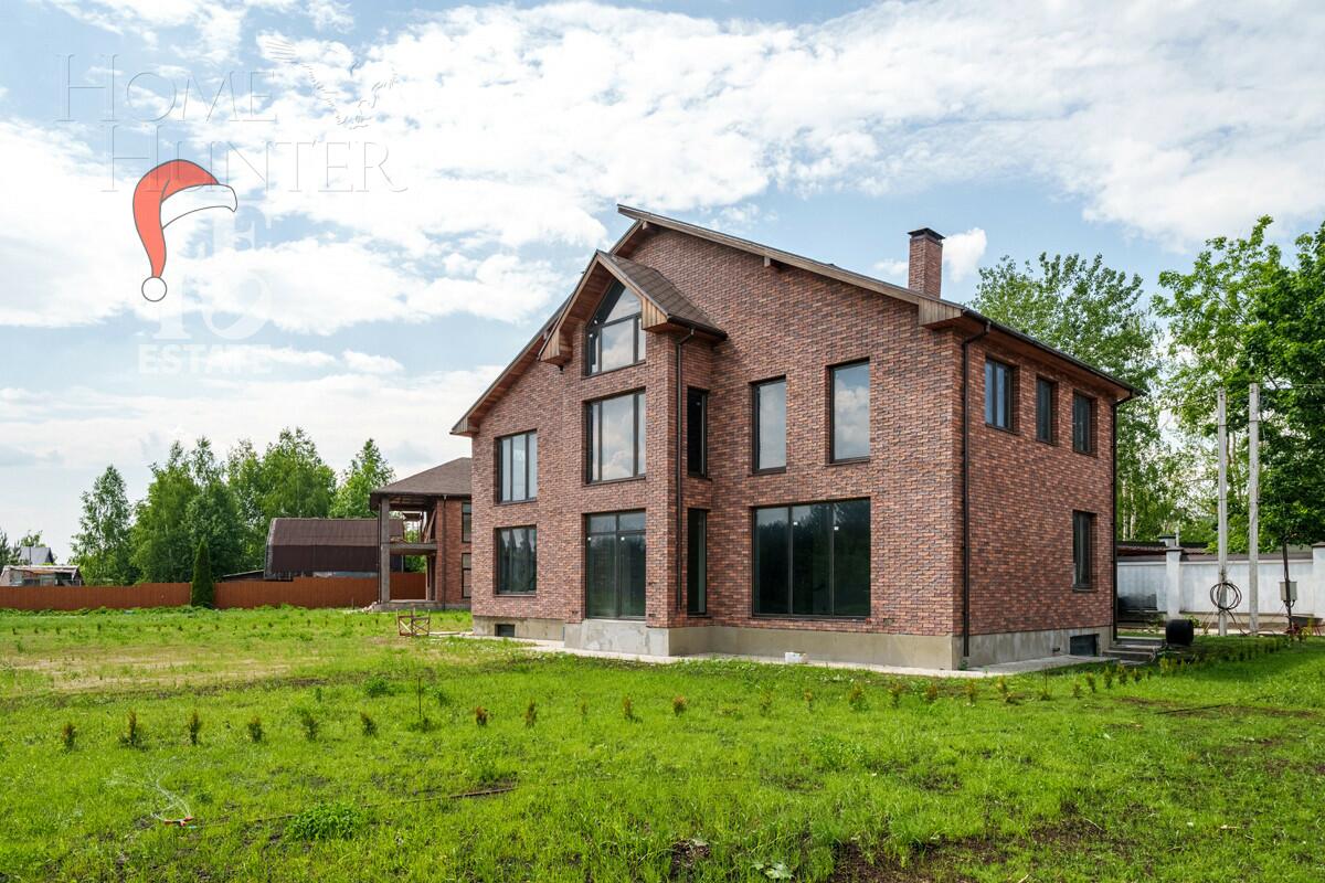 2-этажный коттедж 398.2 м² без отделки