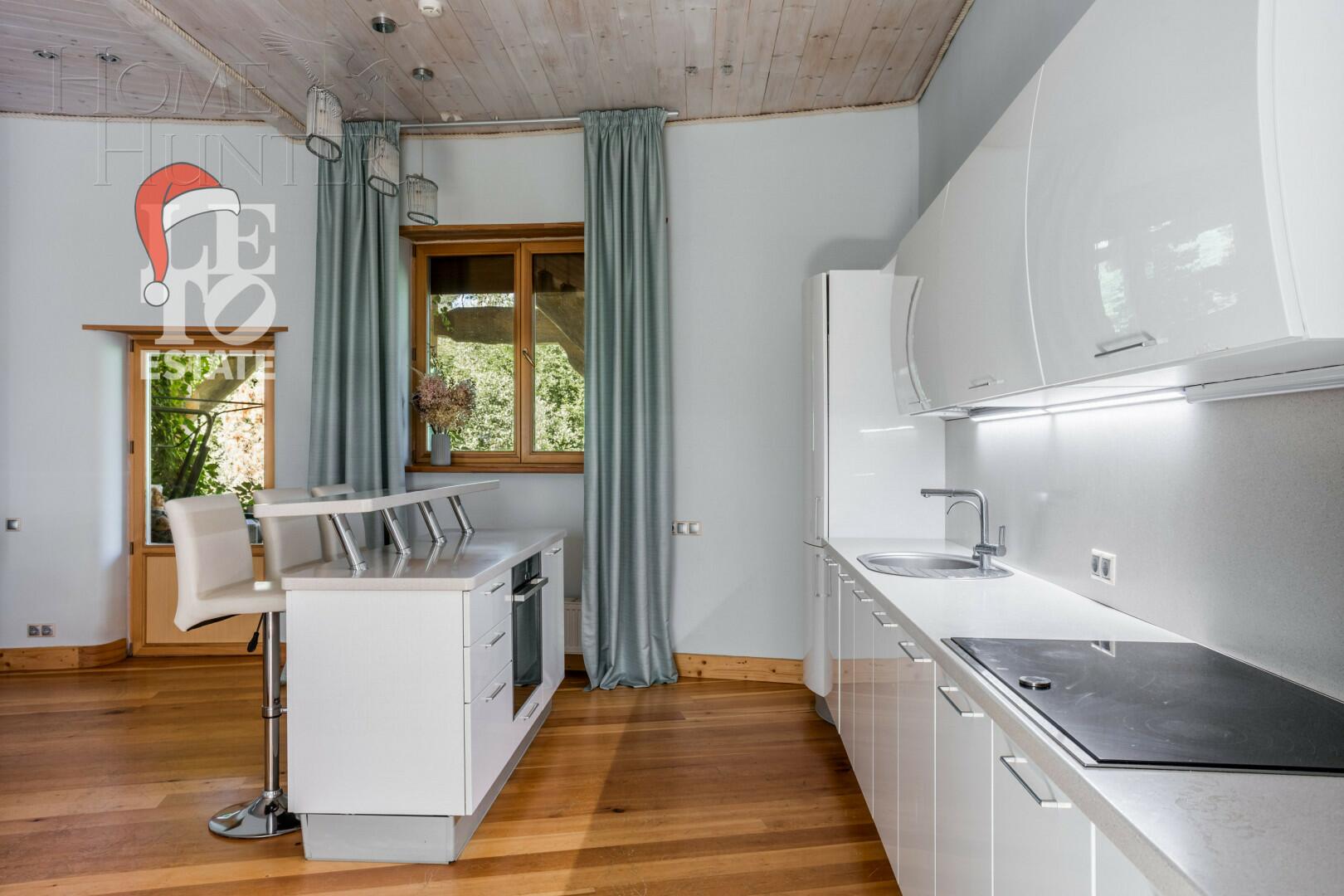 1-этажный коттедж 340 м² с отделкой