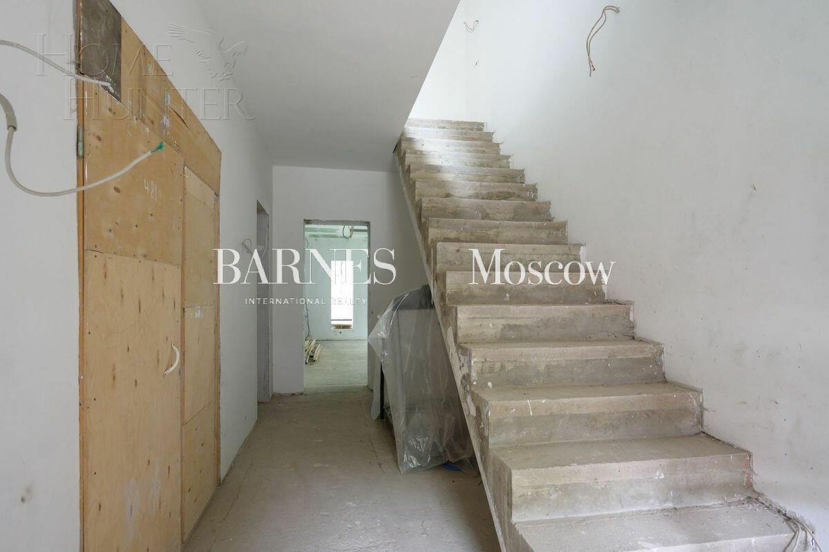 3-этажный коттедж 501.7 м² без отделки