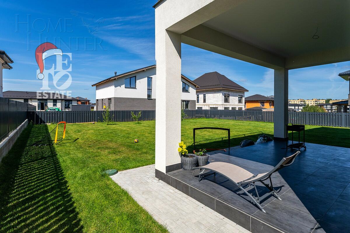 2-этажный коттедж 260 м² с отделкой