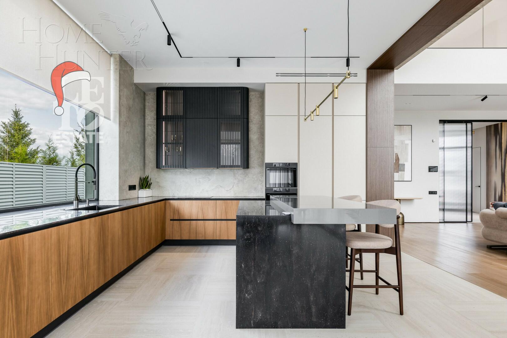 2-этажный коттедж 435 м² с отделкой