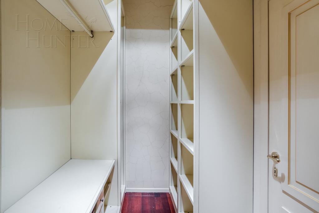 2-этажный коттедж 550 м² с отделкой