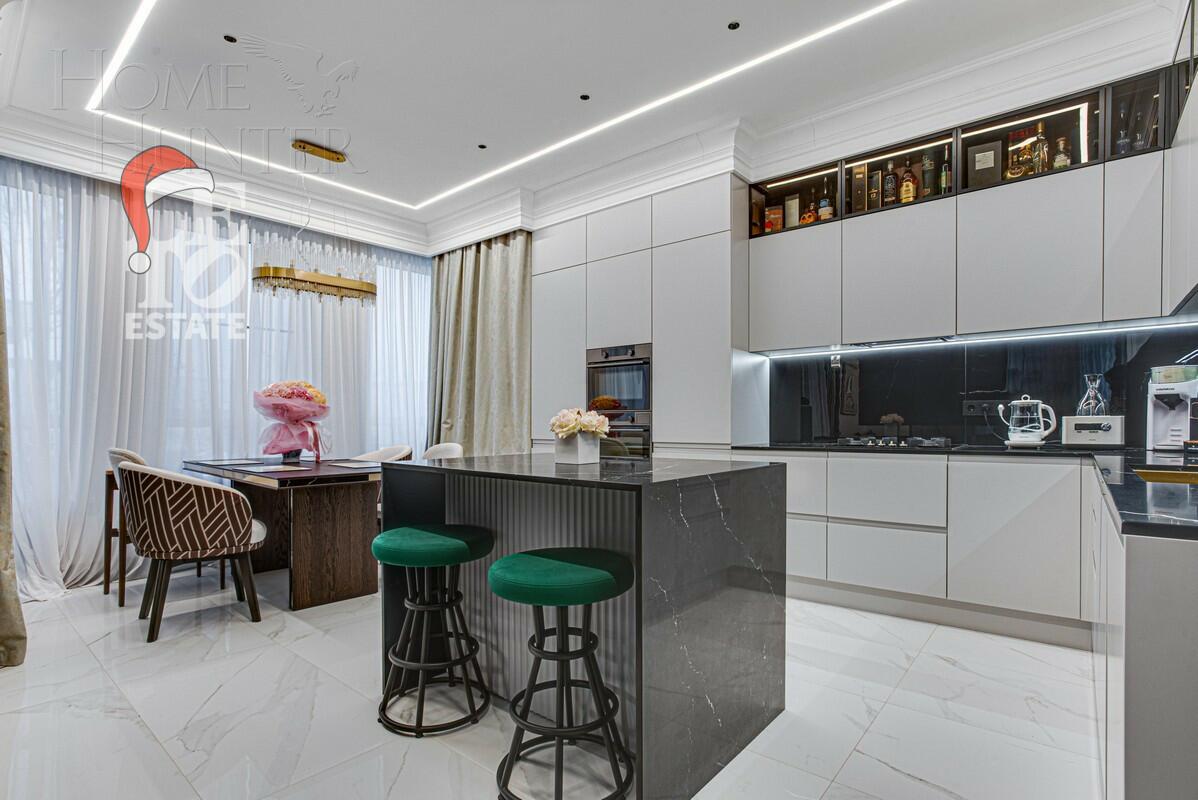 2-этажный коттедж 275 м² с отделкой