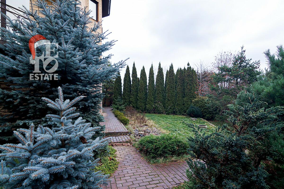 2-этажный коттедж 550 м² с отделкой