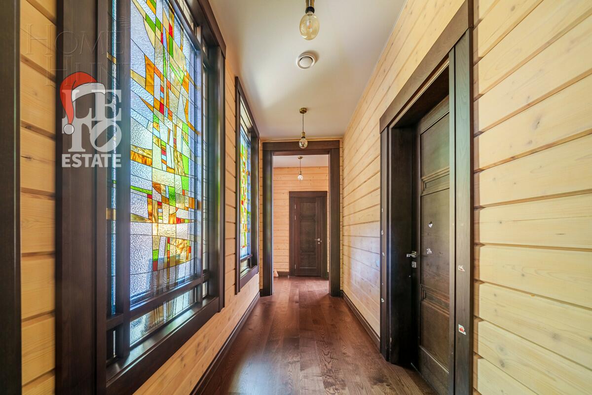 2-этажный коттедж 600 м² с отделкой