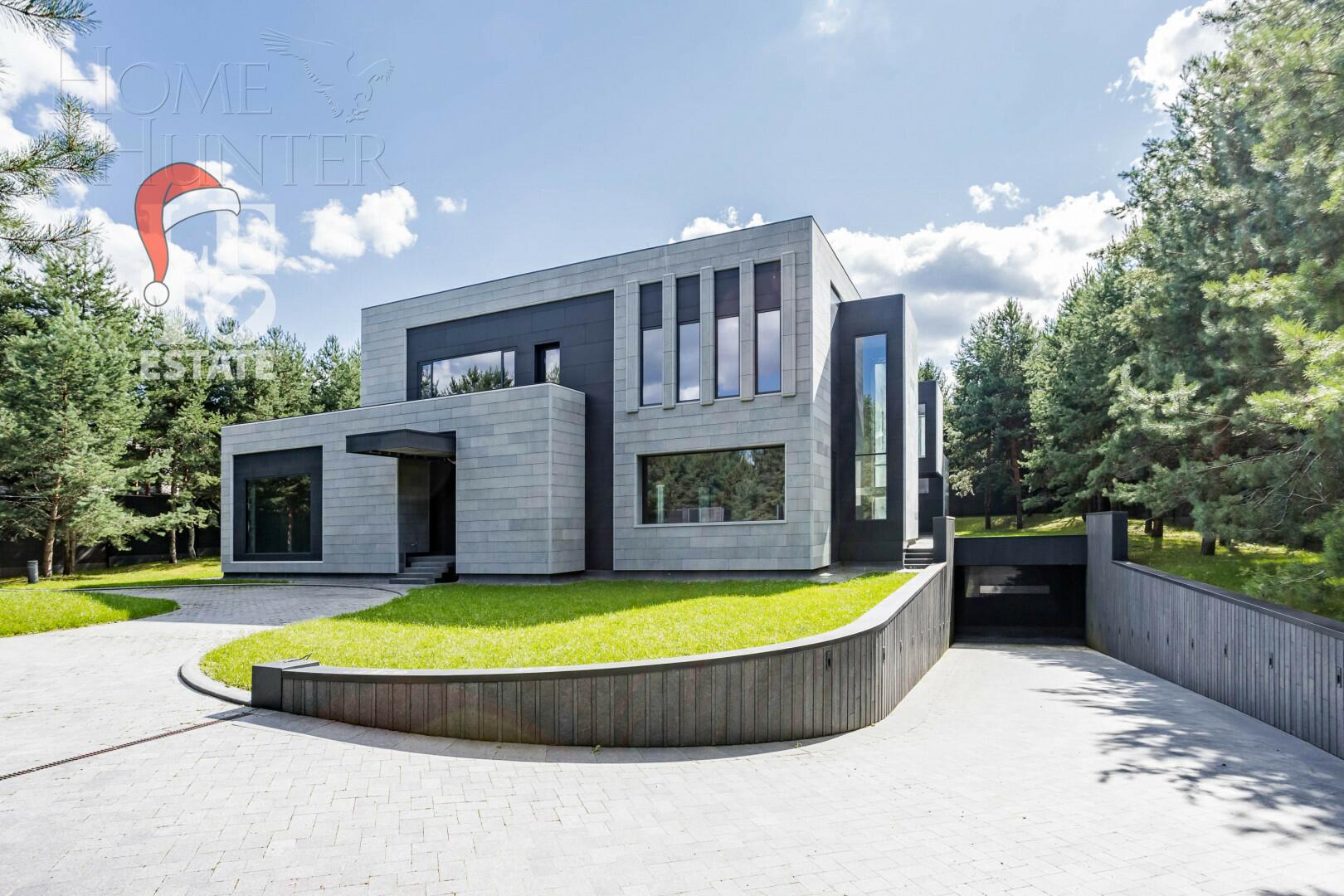 2-этажный коттедж 2 240 м² без отделки