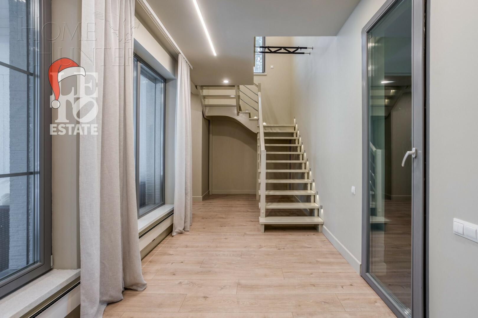 2-этажный коттедж 455 м² с отделкой