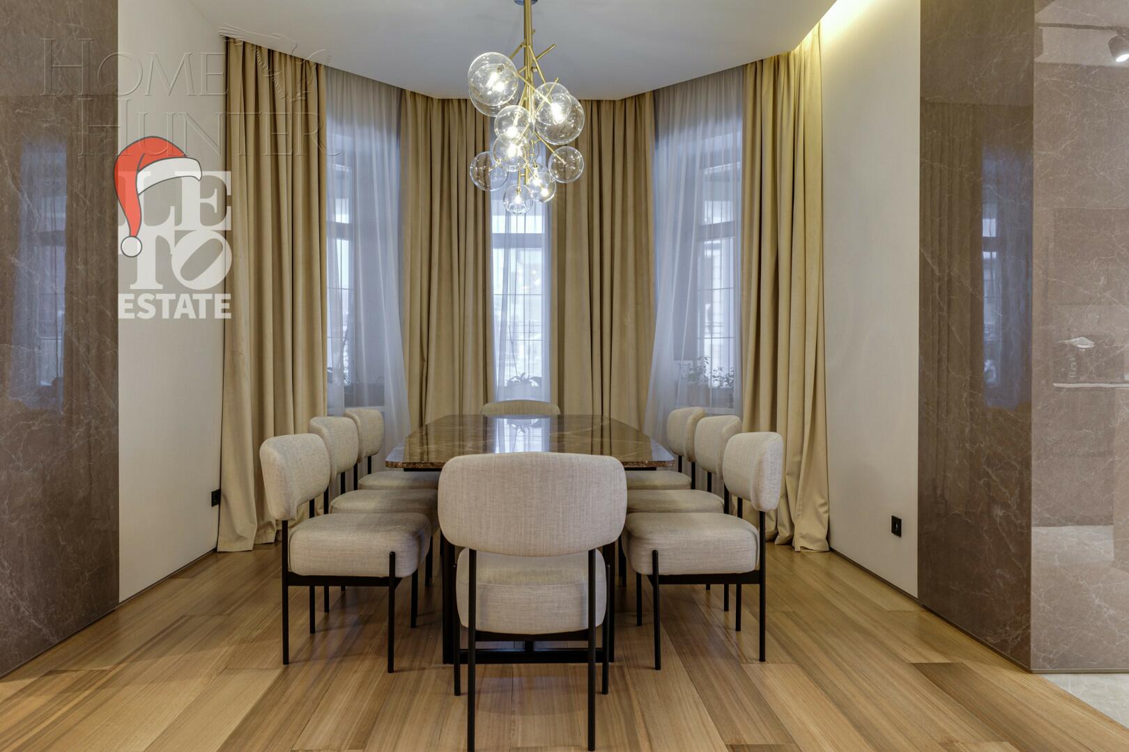 2-этажный коттедж 688 м² с отделкой