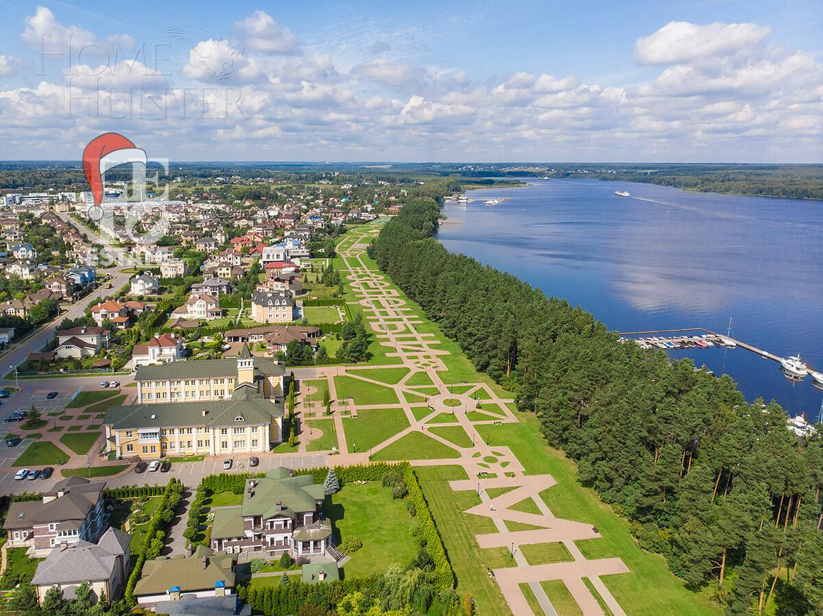 2-этажный таунхаус 200 м² с отделкой