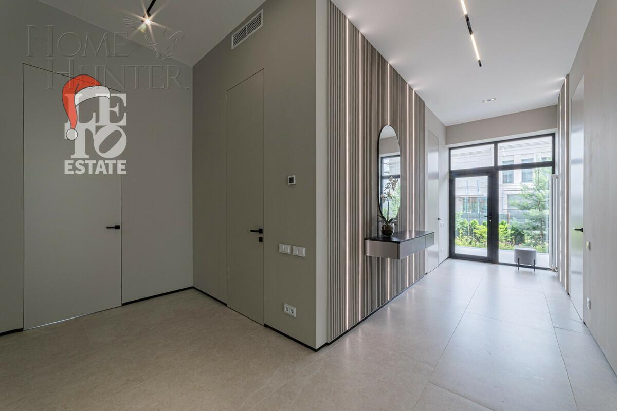 2-этажный коттедж 720 м² с отделкой