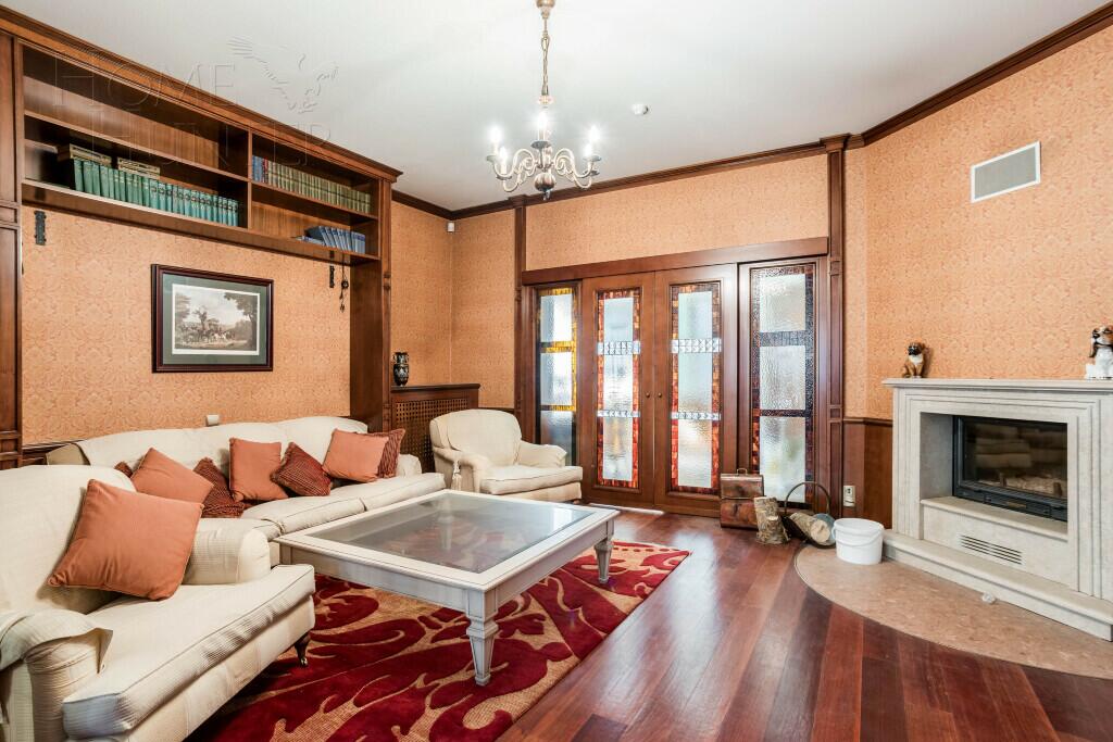 2-этажный коттедж 550 м² с отделкой