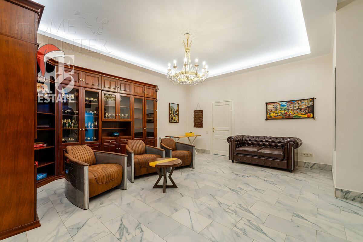 2-этажный коттедж 1 110 м² с отделкой