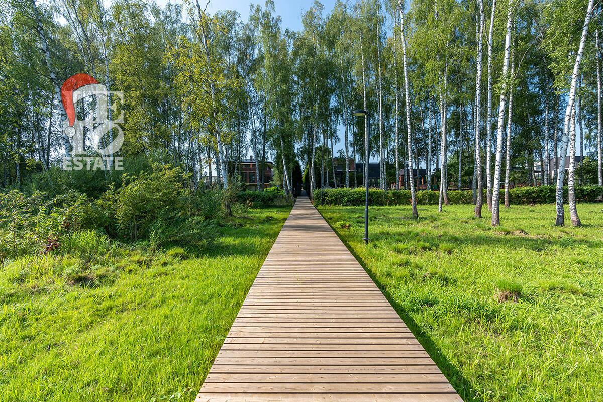 2-этажный коттедж 691.4 м² без отделки