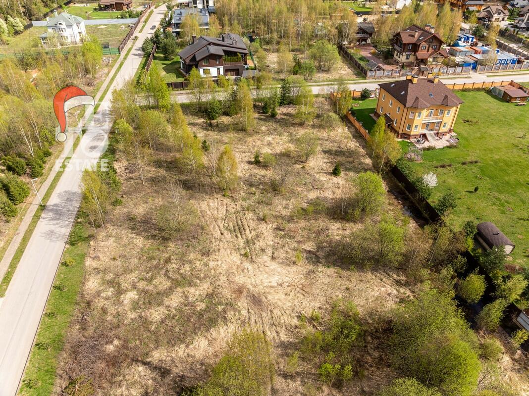 Участок 110.82 сот. в охраняемом поселке