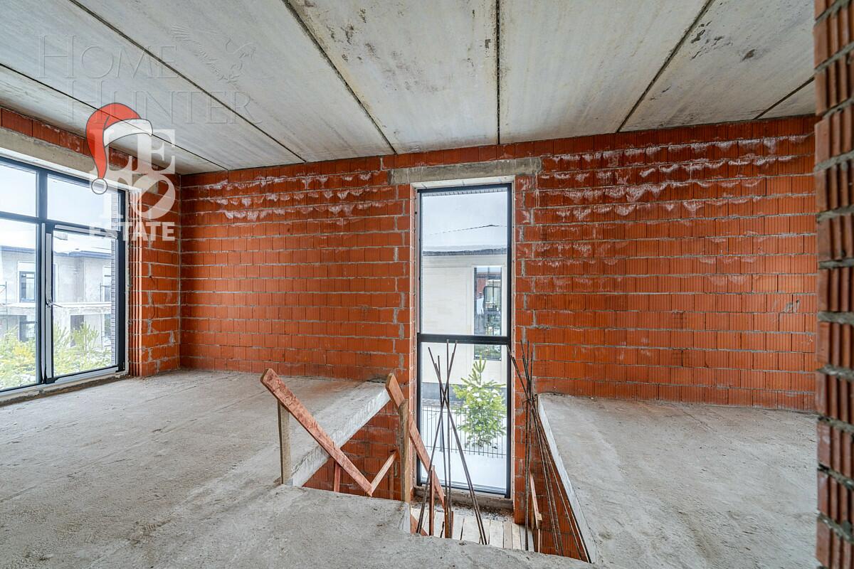 2-этажный коттедж 307 м² без отделки