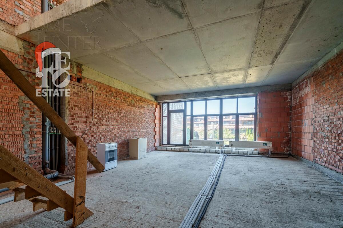 2-этажный таунхаус 270 м² без отделки