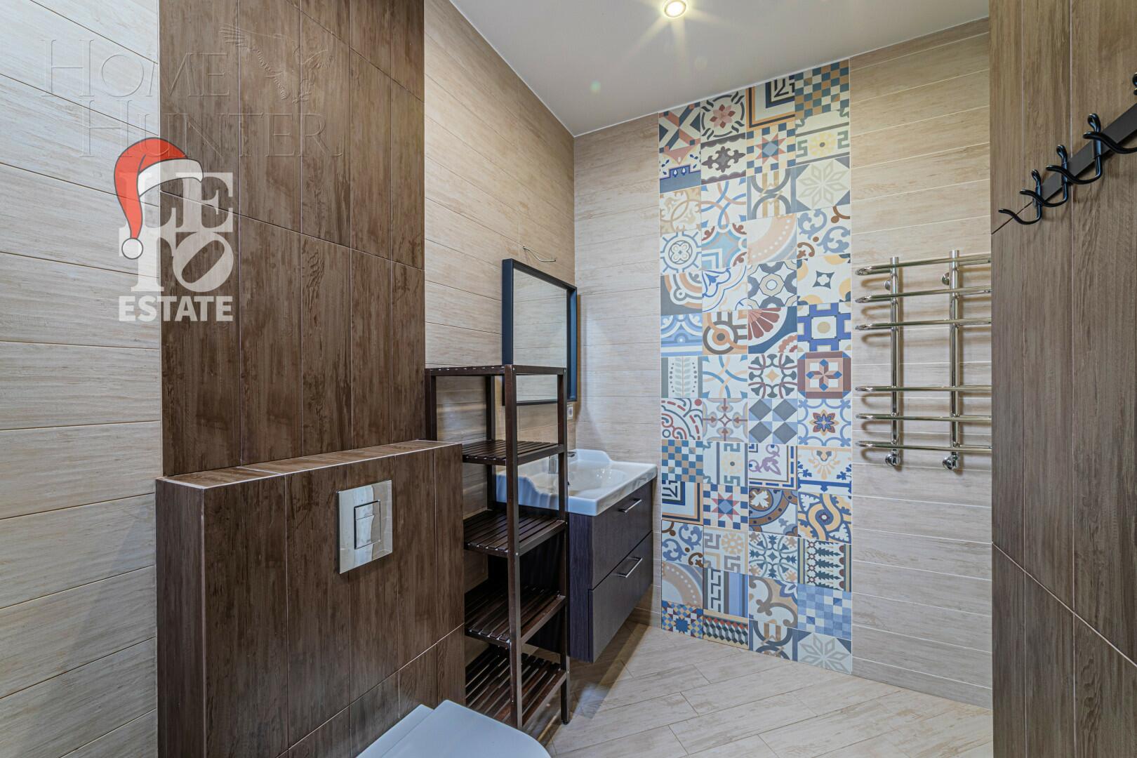 2-этажный коттедж 260 м² с отделкой