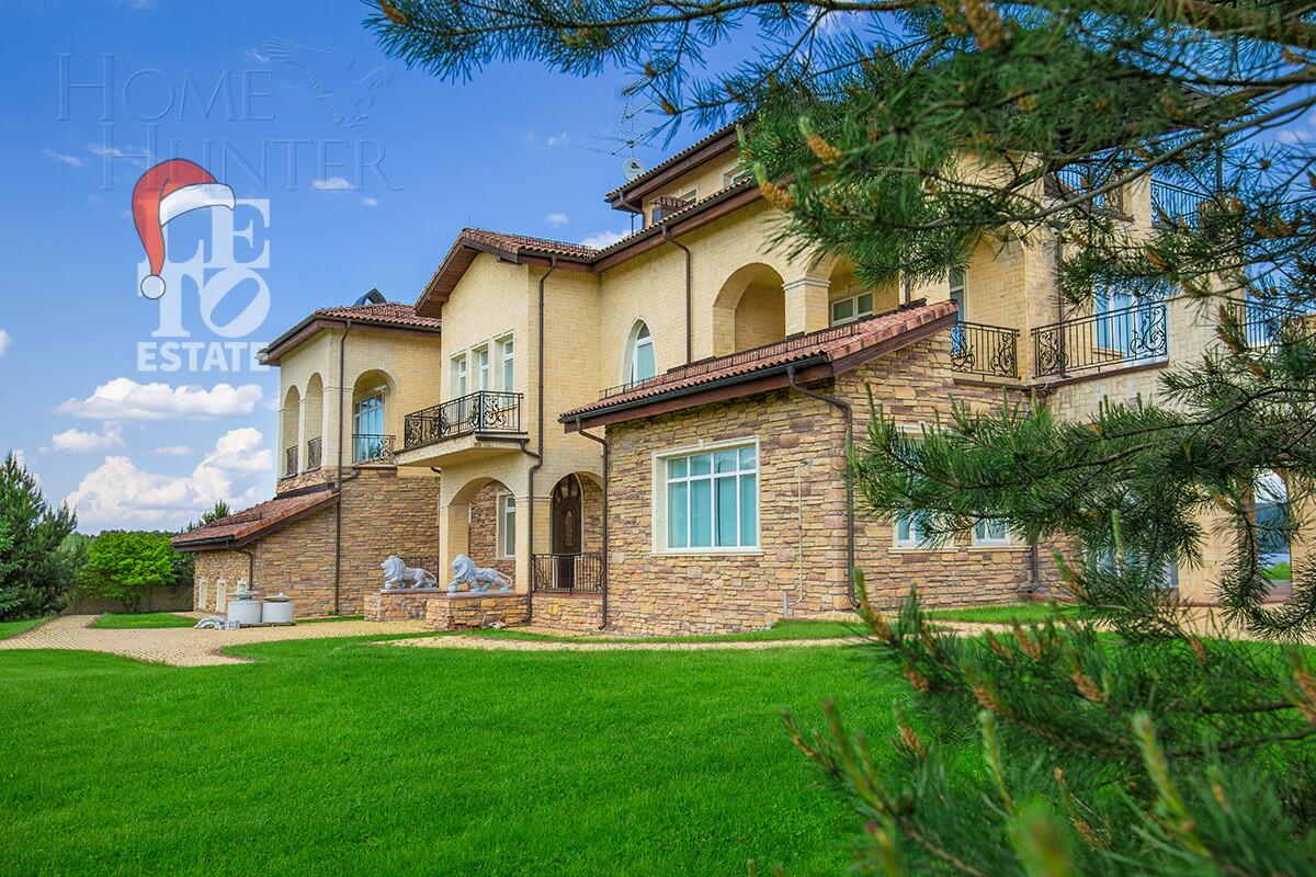 3-этажный коттедж 1 500 м² с отделкой