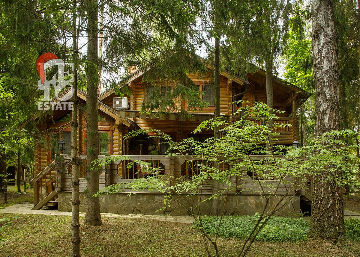 2-этажный коттедж 215.4 м² с отделкой