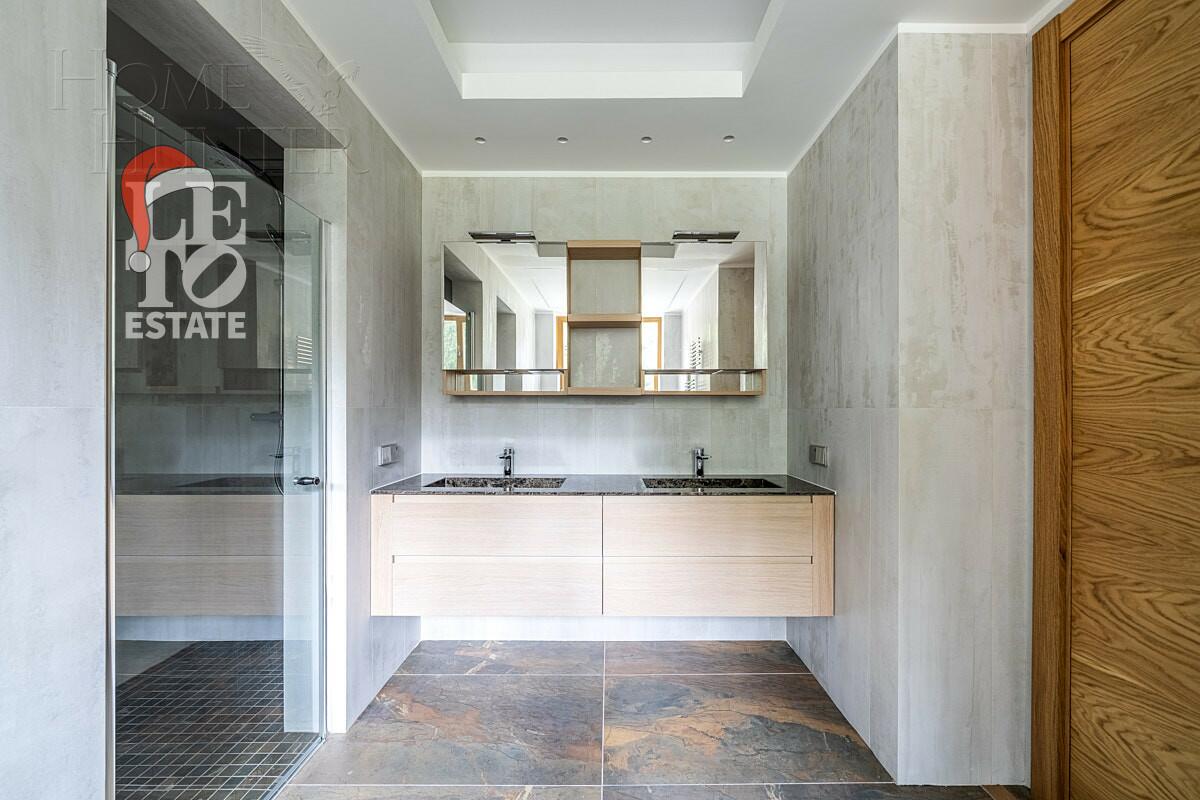 2-этажный коттедж 1 330 м² с отделкой