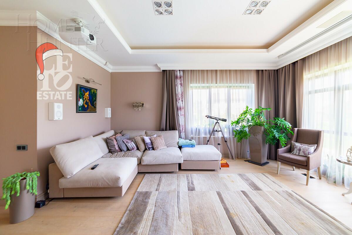 2-этажный коттедж 284.9 м² с отделкой