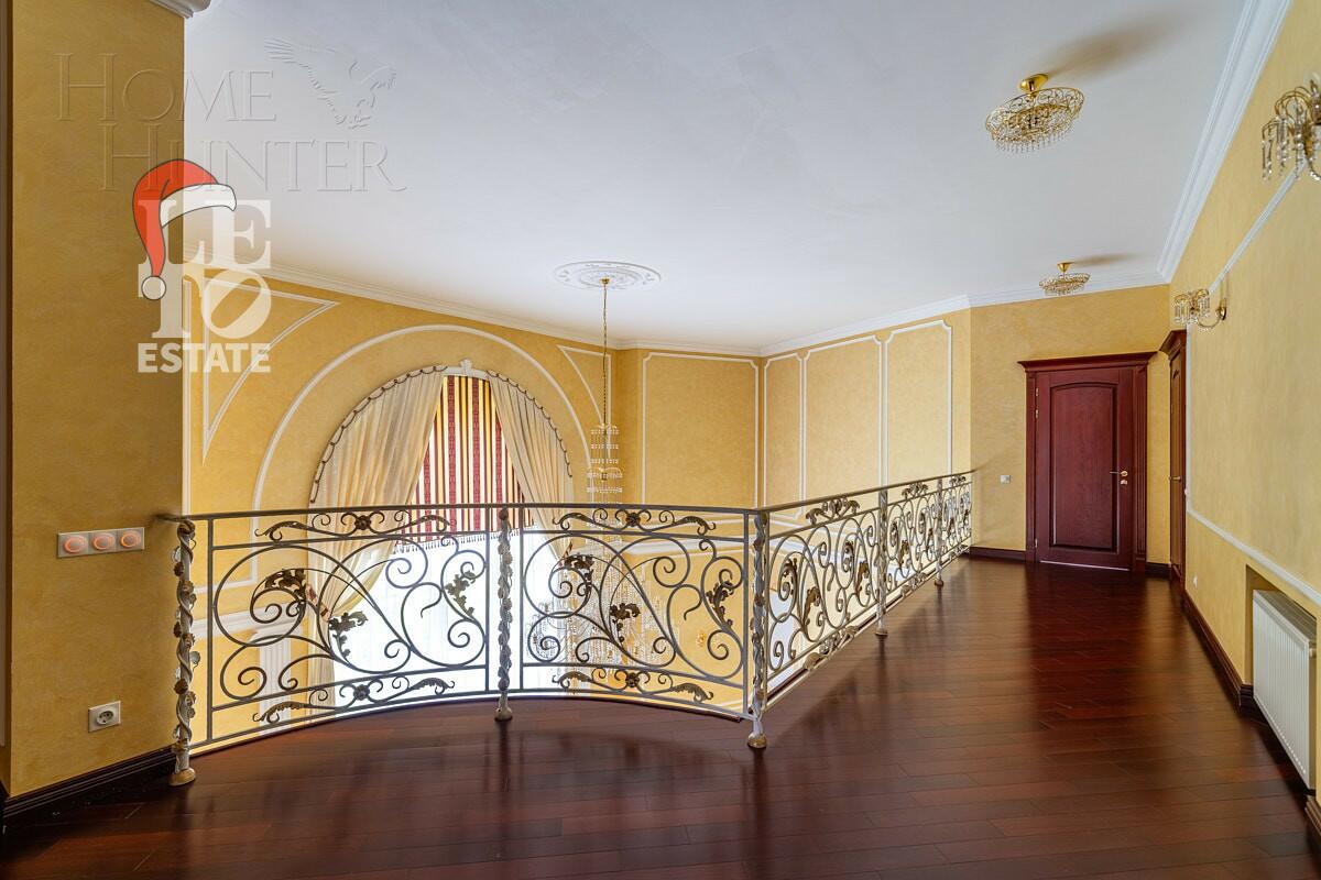 2-этажный коттедж 700 м² с отделкой