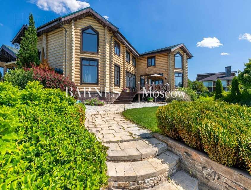 2-этажный коттедж 415 м² с отделкой