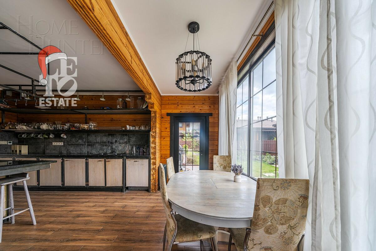 2-этажный коттедж 340 м² с отделкой