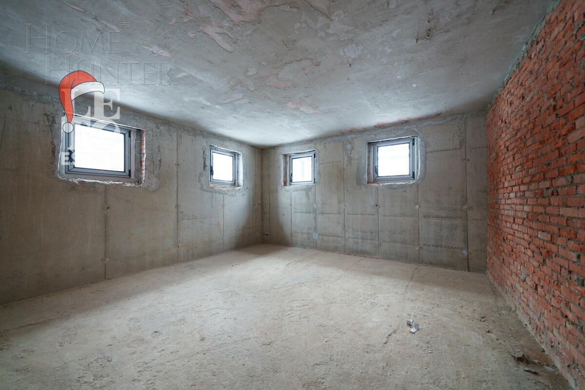 2-этажный коттедж 691.4 м² без отделки