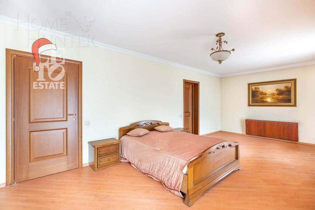 2-этажный коттедж 3 817 м² с отделкой