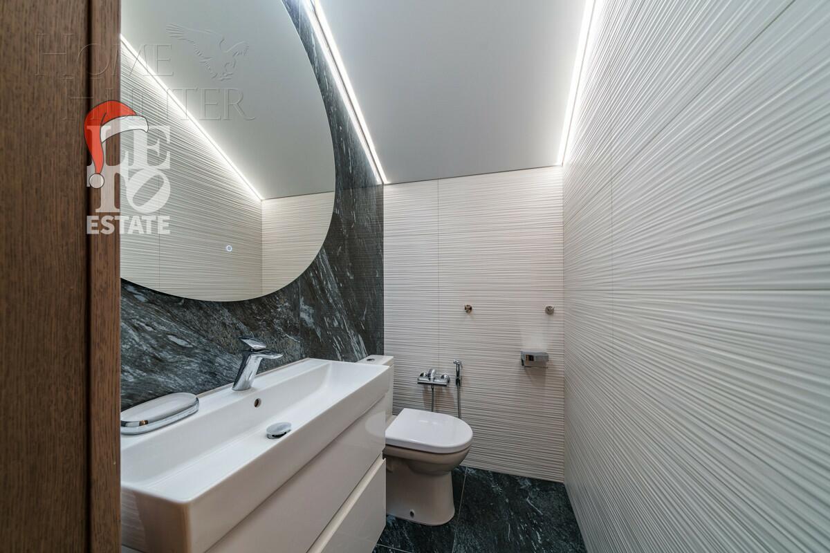 2-этажный коттедж 400 м² с отделкой