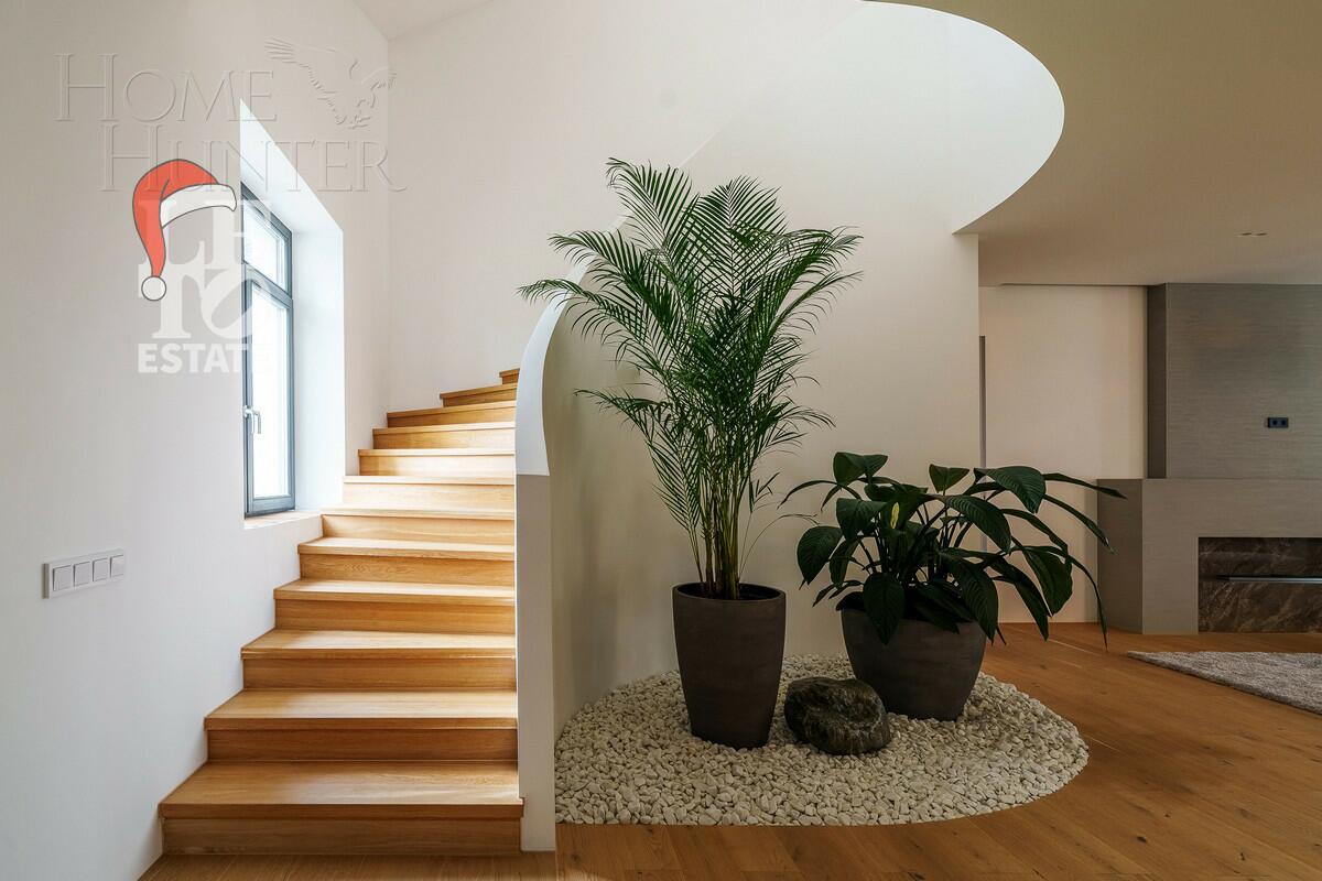 2-этажный коттедж 530 м² с отделкой