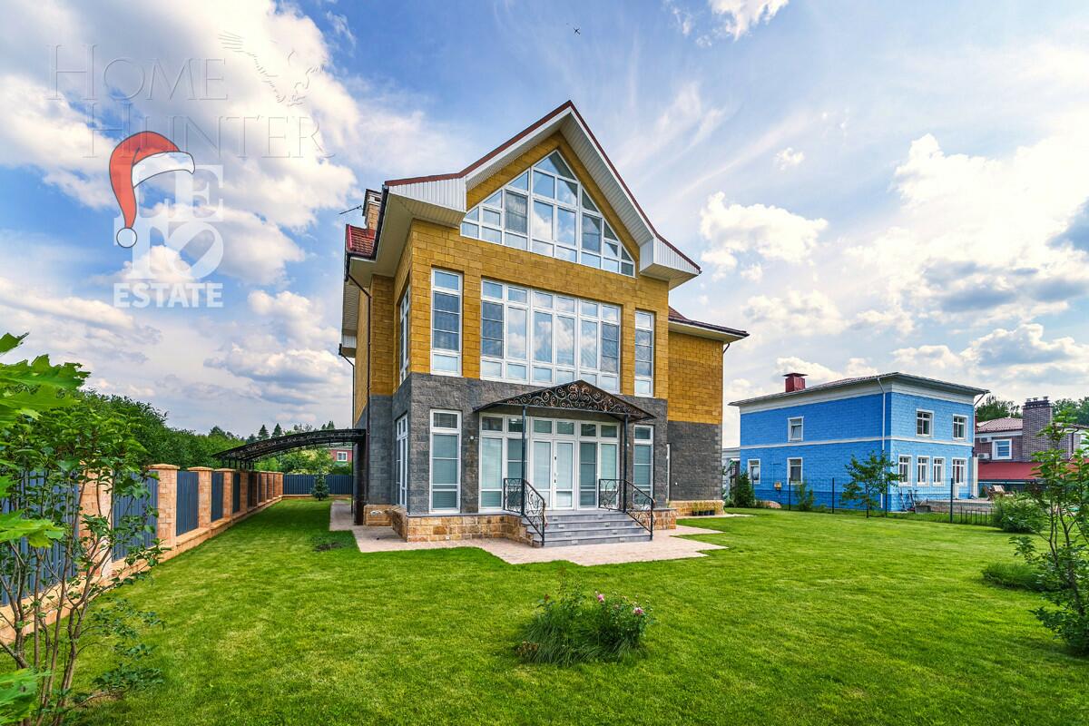 3-этажный коттедж 500 м² с отделкой