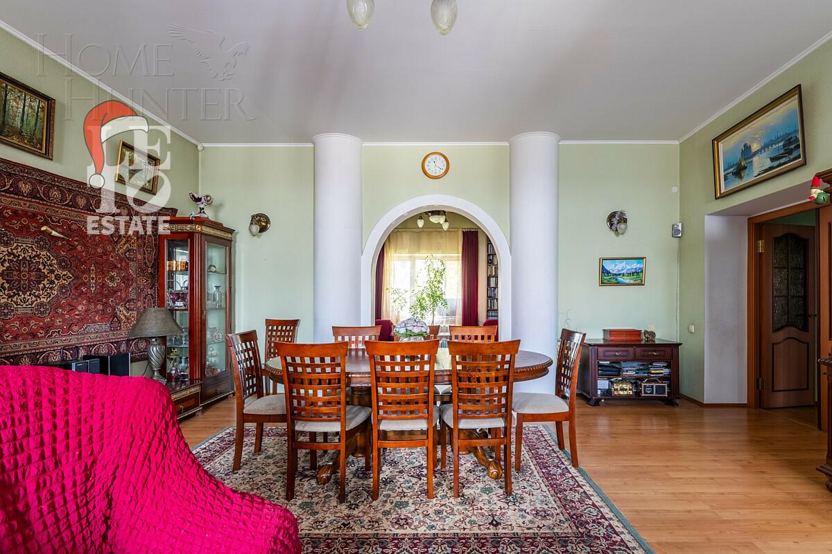 2-этажный коттедж 387.2 м² с отделкой