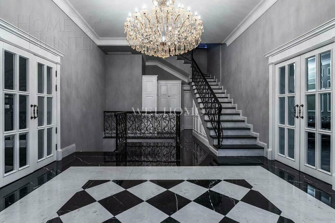 КОТТЕДЖ 770 м² без отделки